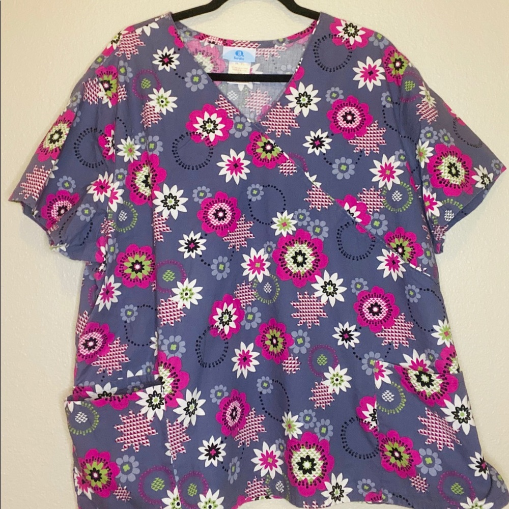 Scrub top